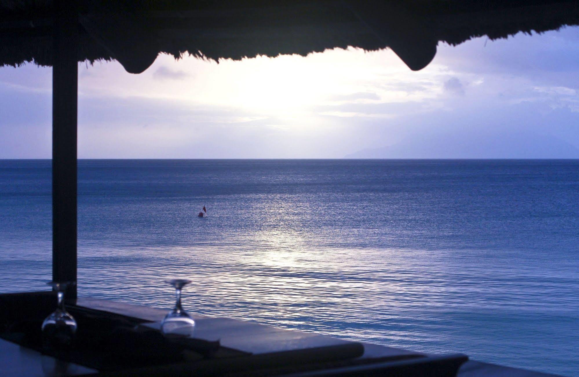 Vicky'S Holiday Apartment Beau Vallon  Extérieur photo